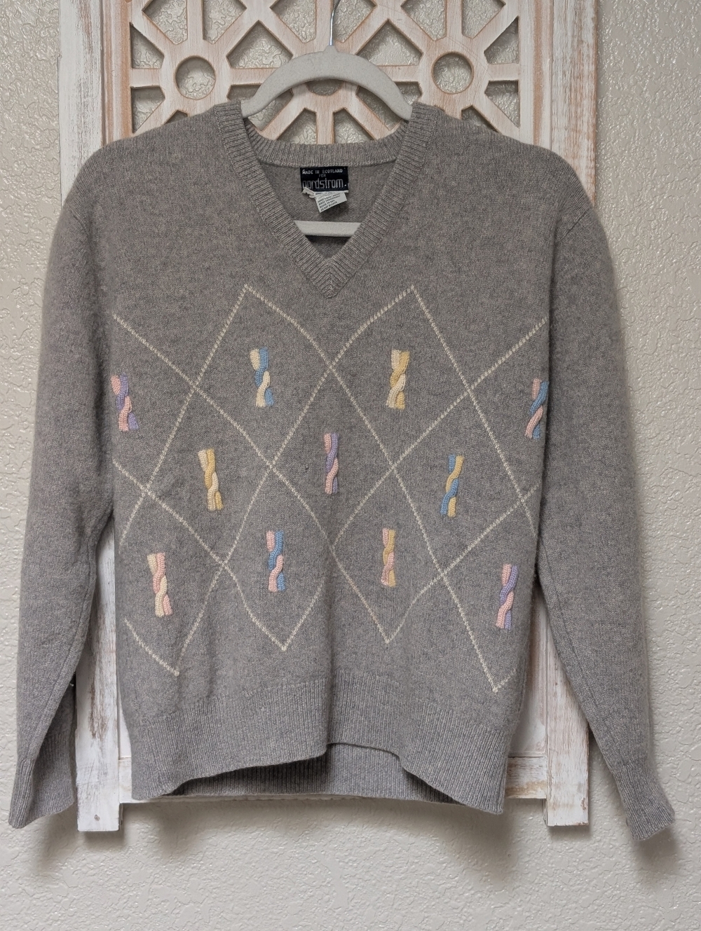 Vintage Nordstrom Made in Scotland 100% cashmere sweater women's medium academia